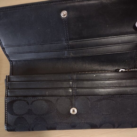 Coach Black Wallet - Picture 7 of 7